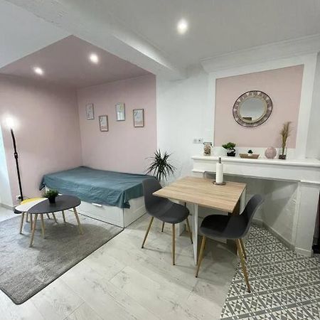Joli Studio Cozy Tout Equipe Hyper Centre Сент Екстер'єр фото